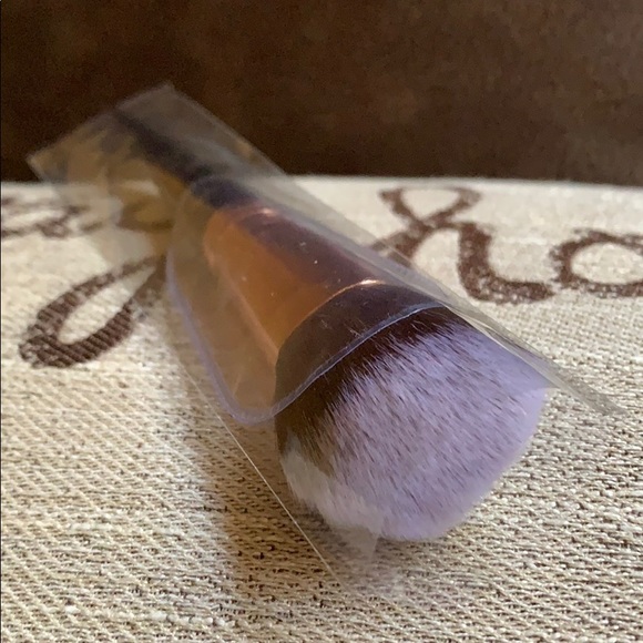 shaina b miami blush brush